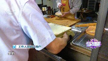 DƬ